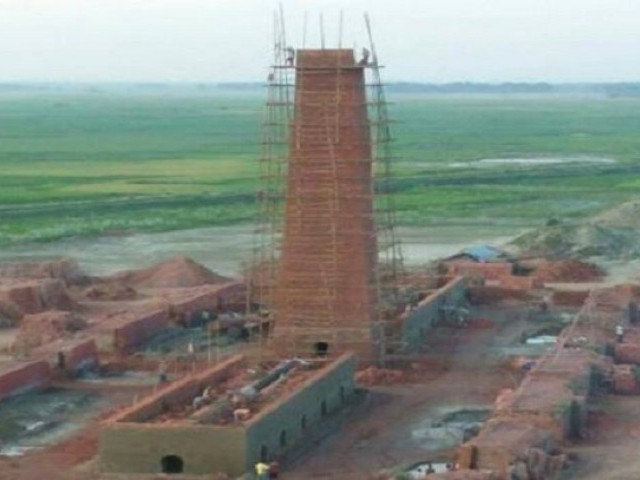 Brick klin owner says new technology has reduced coal consumption by 40%. PHOTO COURTESY: brickkilnsoftware.net