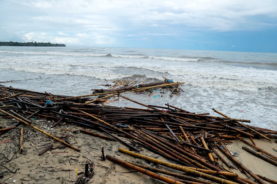 Debris is seen after the area was hit by a tsunami at Carita beach in Pandeglang, Banten province, Indonesia. Photo: Reuters