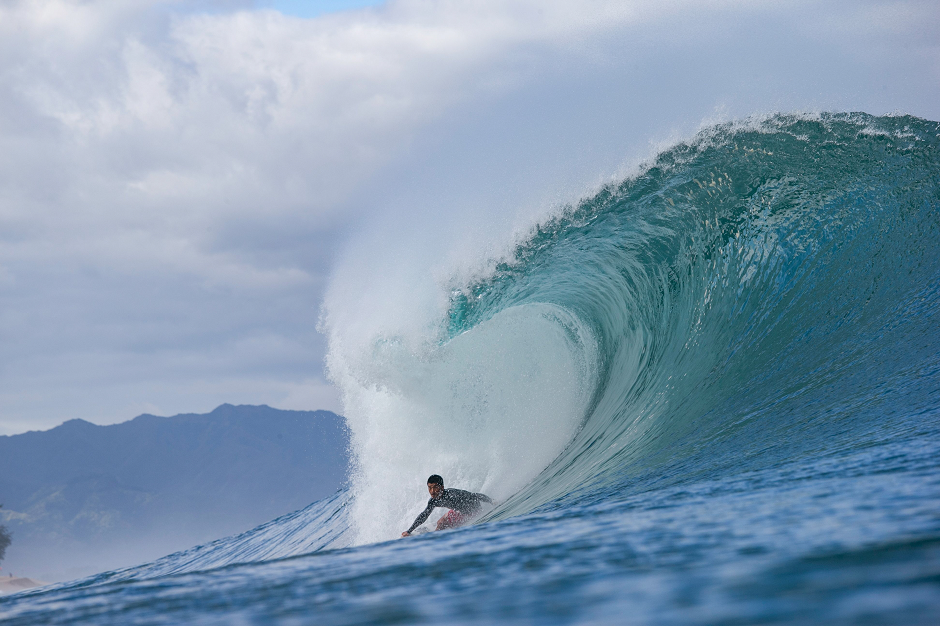 Surfer Kalani Chapman competes in Da Hui Backdoor shootout final day at the Pipeline on Oahu's North Shore on January 16, 2019. PHOTO: AFP