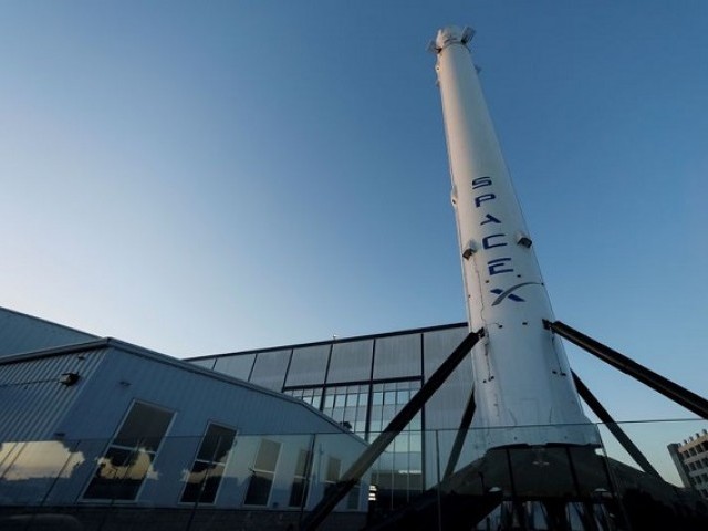 SpaceX to layoff 10 per cent of workforce