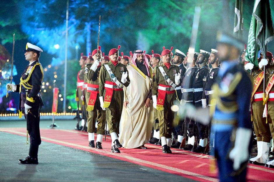 Saudi Crown Prince MBS receives Guard of Honour at PM House. PHOTO: APP
