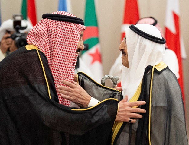 Saudi Arabia's King Salman bin Abdulaziz welcomes Kuwaiti Emir Sheikh Sabah al-Ahmad al-Jaber al-Sabah during the Gulf Cooperation Council (GCC) summit in Mecca, Saudi Arabia. PHOTO: REUTERS