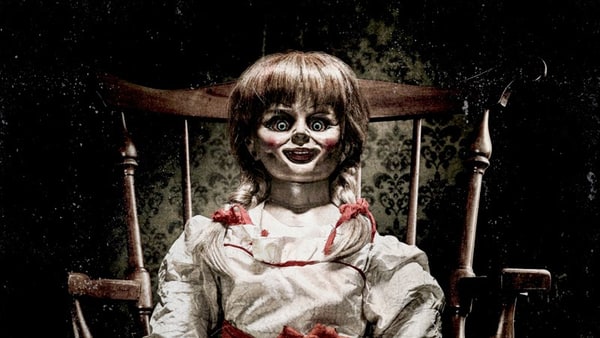 annabelle comes home review some good scares but zero innovation