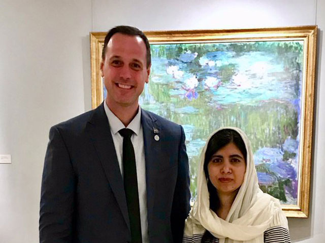 canadian minister jean fran ois roberge and nobel peace prize winner malala yousafzai photo twitter