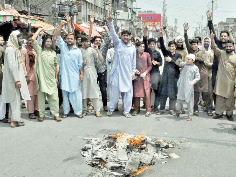 traders hold anti budget protest in raja bazaar on monday photo online