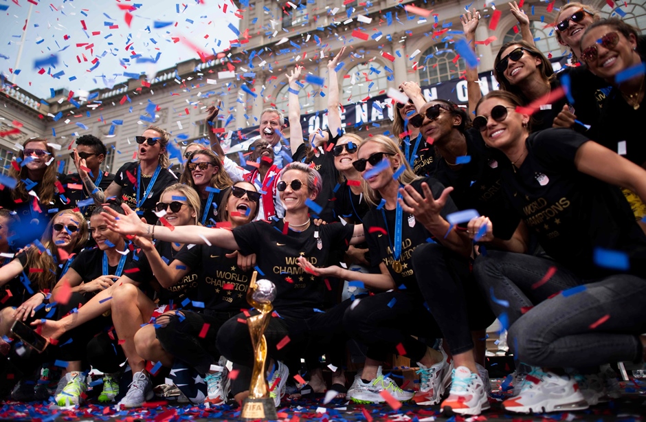 members of the world cup winning us women 039 s team take part in a ticker tape parade for the women 039 s world cup champions in new york photo afp