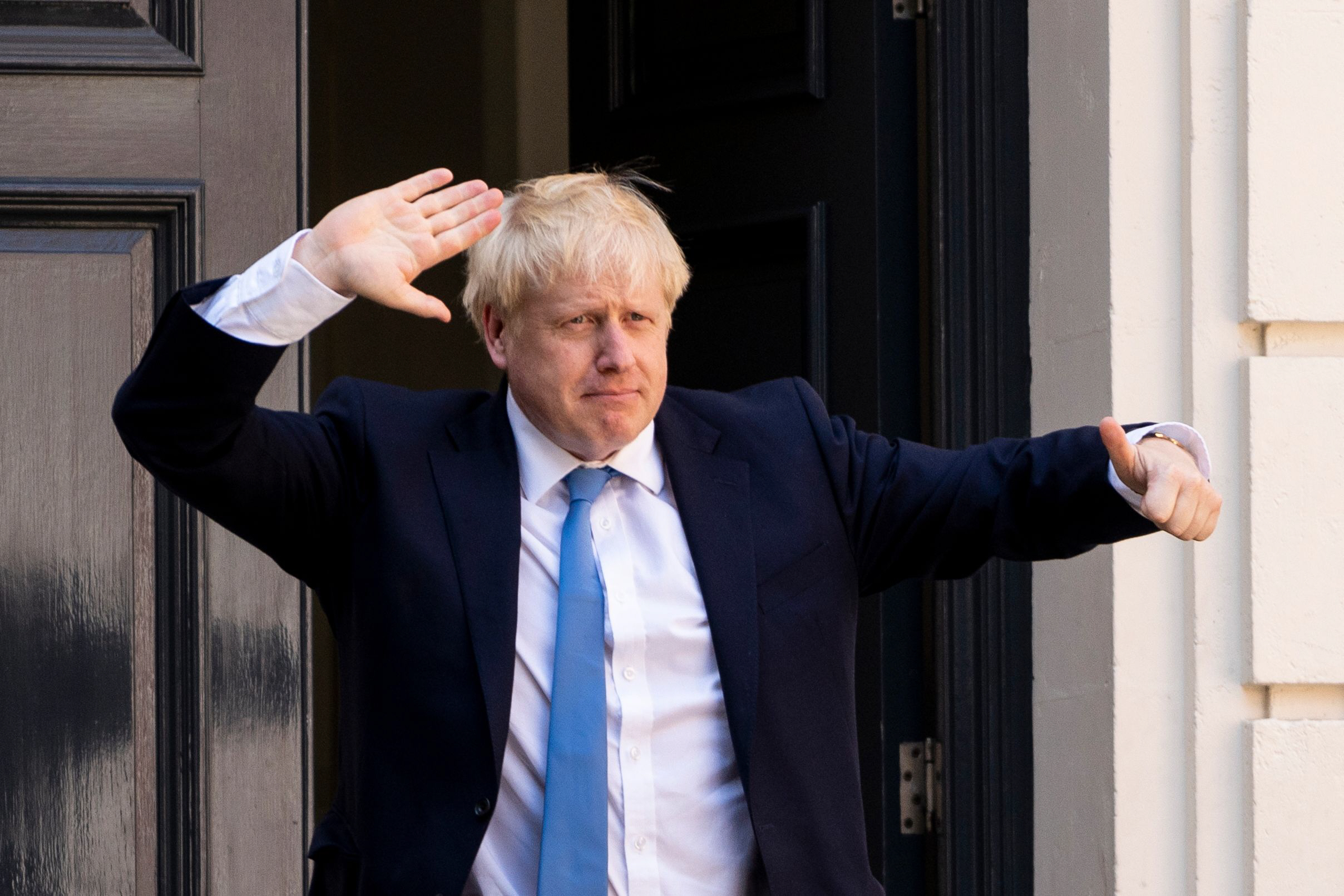 british prime minister boris johnson arrives at the conservative party headquarters in central london on july 23 2019 photo afp