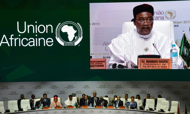 Niger's President Mahamadou Issoufou hailed the deal as 