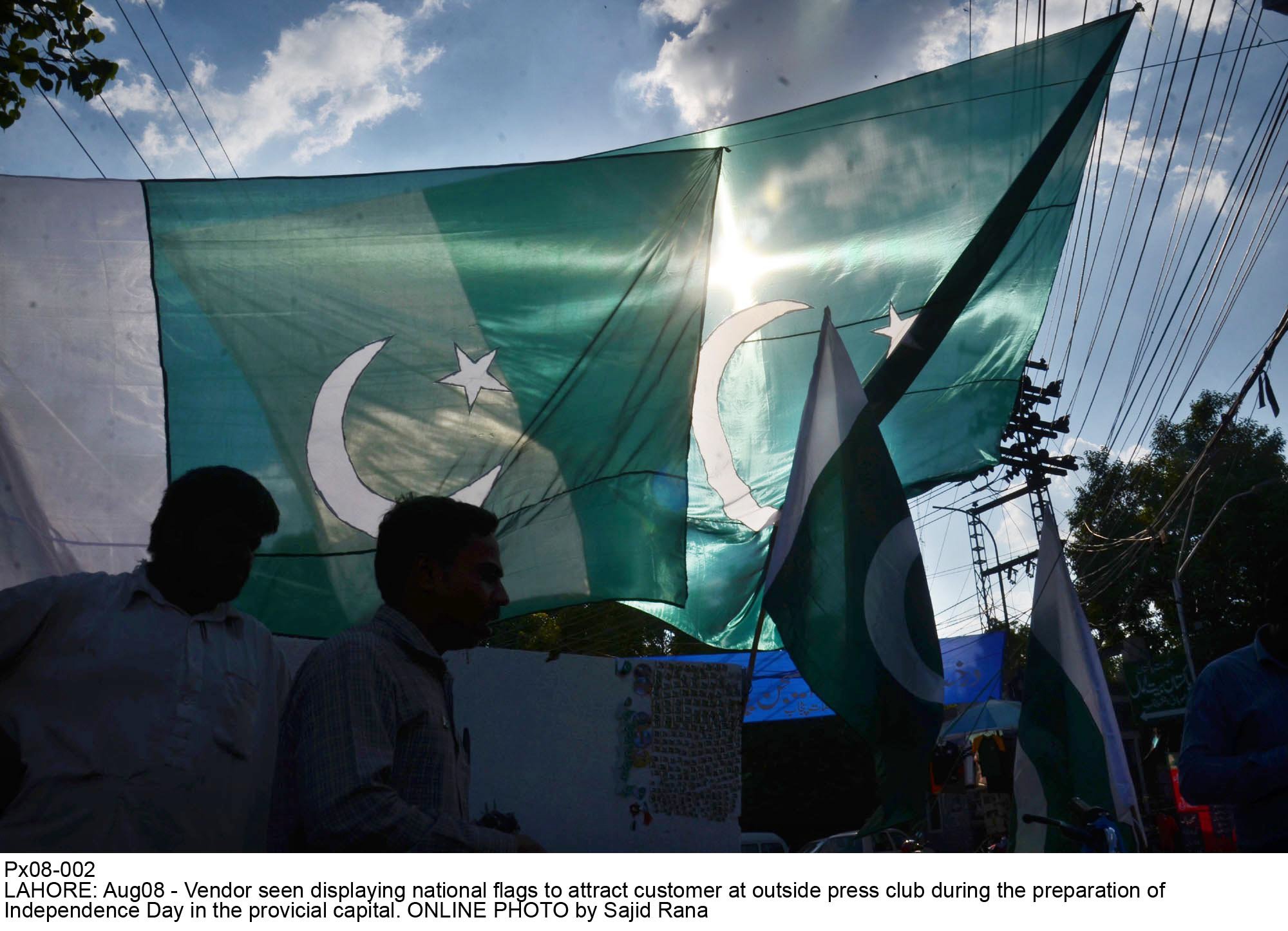 lhr_inpday_flags_online-2-2