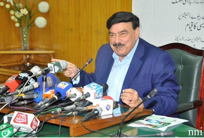 mass defections in pml n on the cards claims sheikh rashid