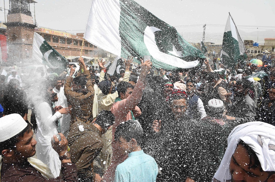 Pakistanis take part in Independence Day celebrations in Quetta. (Photo: Banaras Khan / AFP)