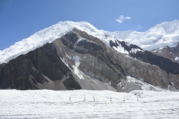 SIACHEN, PAKISTAN- SEPTEMBER 16: Pakistani soldiers patrol where India and Pakistan both claim the area and have thousands of soldiers stationed there in Siachen, Pakistan on September 16, 2019. At a height of up to 8,000 meters, Siachen is regarded as the world's highest battlefield due to military conflict between India and Pakistan which was started in 1984. Military life in the region is viewed by Anadolu Agency for the first time in international media. ( BehlÃ¼l Ãetinkaya - Anadolu Agency )