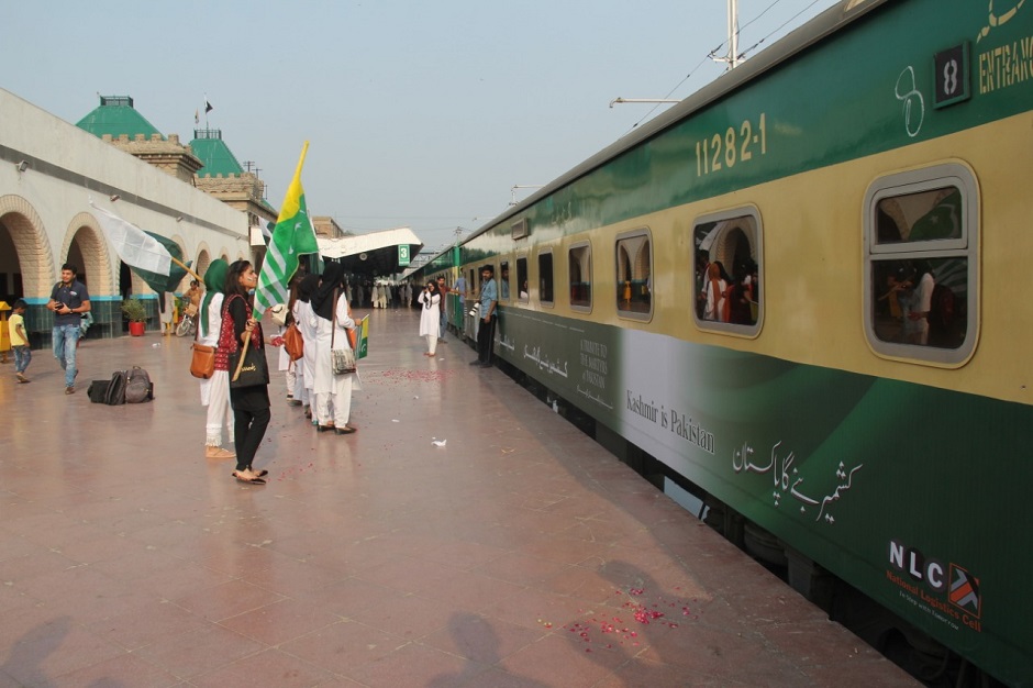 A train of Pakistan Railways branded on the eve of Defence Day of Pakistan being seen off by university students at Rawalpindi railway station. This initiative was launched to commemorate solidarity with Kashmiris. PHOTO: EXPRESS