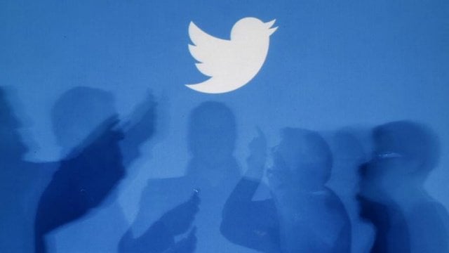 40 drop in twitter accounts reported by pakistan