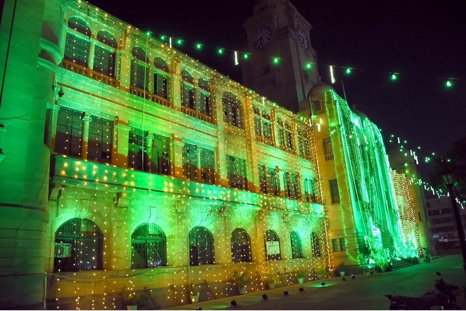 A beautiful view of Karachi Metropolitan Corporation building on Eid Miladun Nabi. PHOTO: PPI