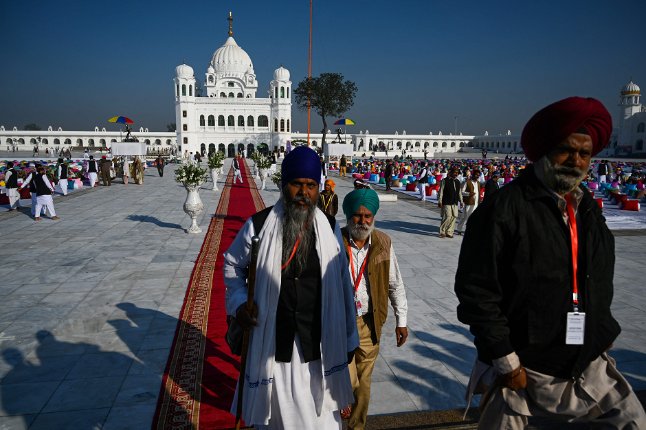 Sikh pilgrims arrive to visits the Shrine of Baba Guru Nanak Dev at Gurdwara Darbar Sahib in Kartarpur, on November 9, 2019. PHOTO: AFP