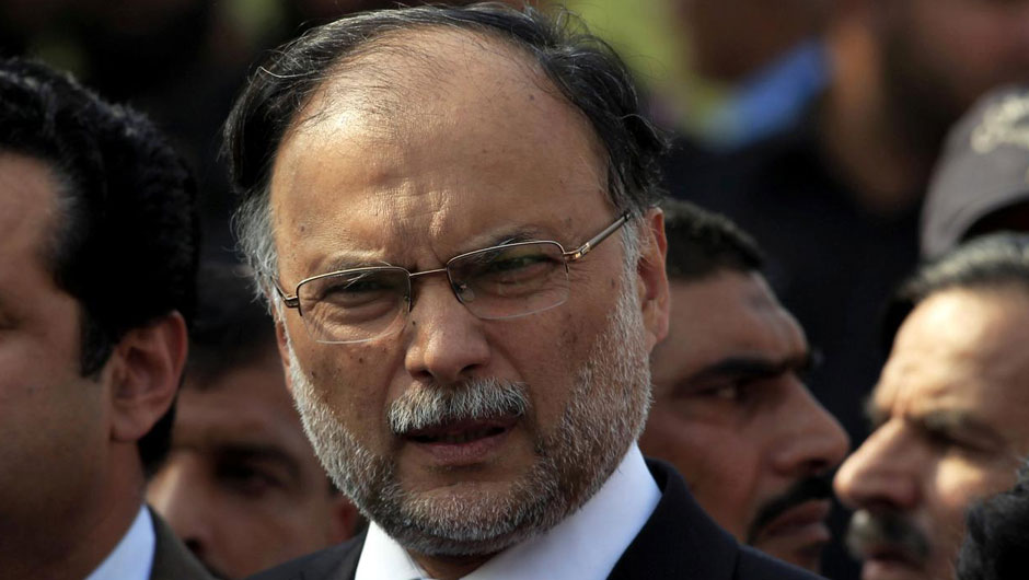 Ahsan Iqbal speaks to media outside the accountability court in Islamabad on October 2, 2017. PHOTO: REUTERS
