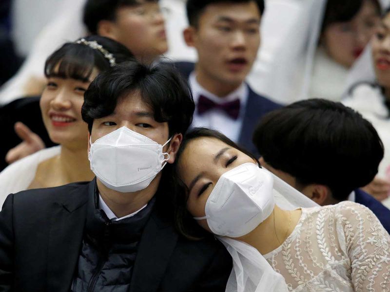 Thousands of couples tied the knot despite concerns in South Korea over the spread of the coronavirus outbreak (Photo: Reuters)