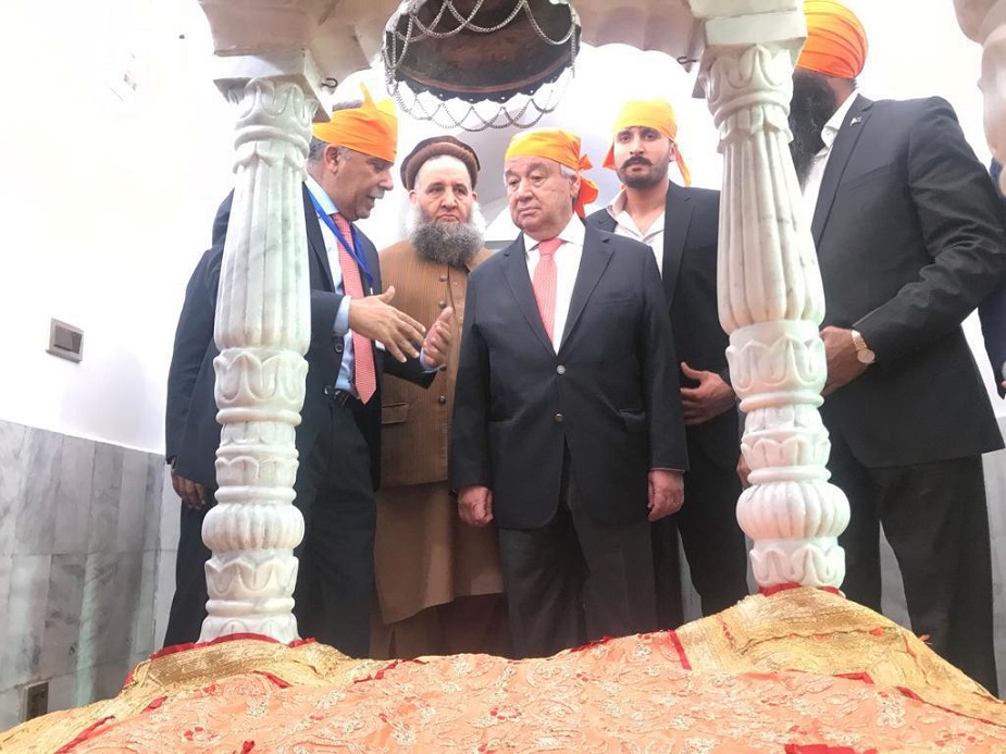 Guterres being presented a briefing by the officials on the Kartarpur corridor. PHOTO: EXPRESS.