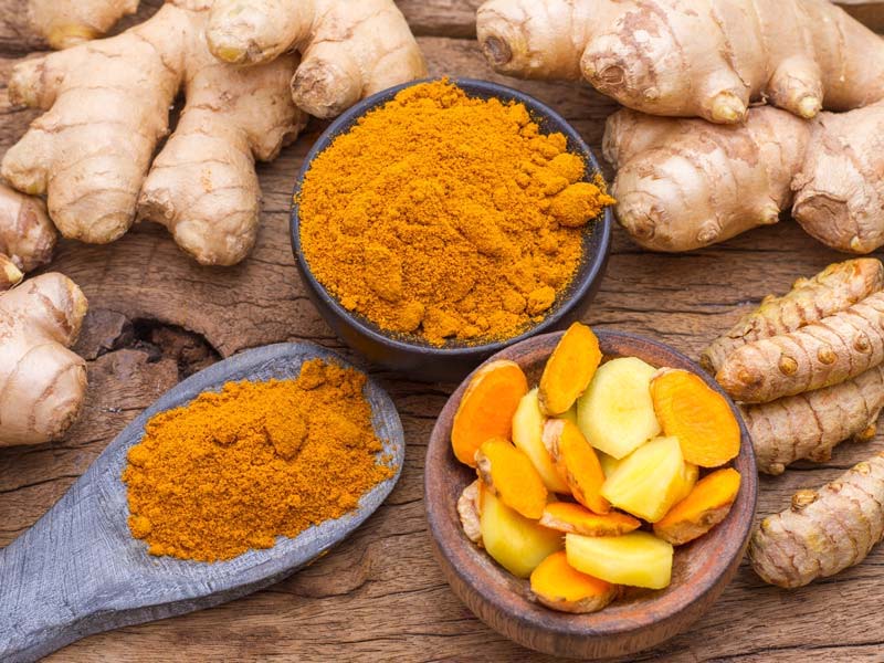 Ginger vs Turmeric: Here are the differences and benefits | The ...