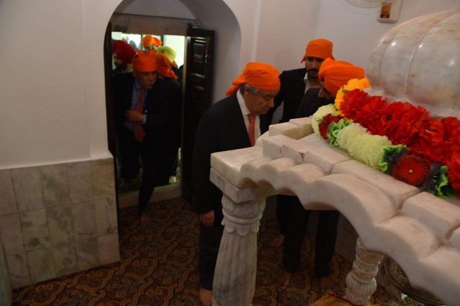 UNSG paying respects: PHOTO: EXPRESS