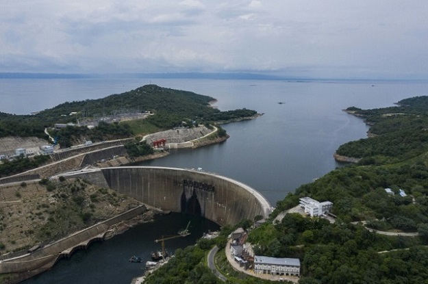 The water level at the Kariba dam has shrunk to a near-record low. PHOTO: AFP