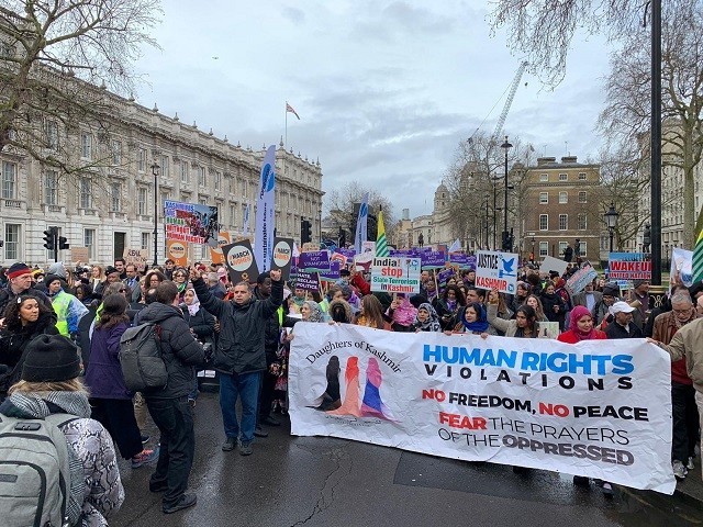 The protesters chant slogans against Indian atrocities outside British Prime Minister's House at 10 Downing Street. PHOTO: EXPRESS/FILE