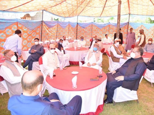 AJK President Masood Khan hails role of armed forces and doctors in fight against Covid-19. PHOTO COURTESY: @ Masood__Khan